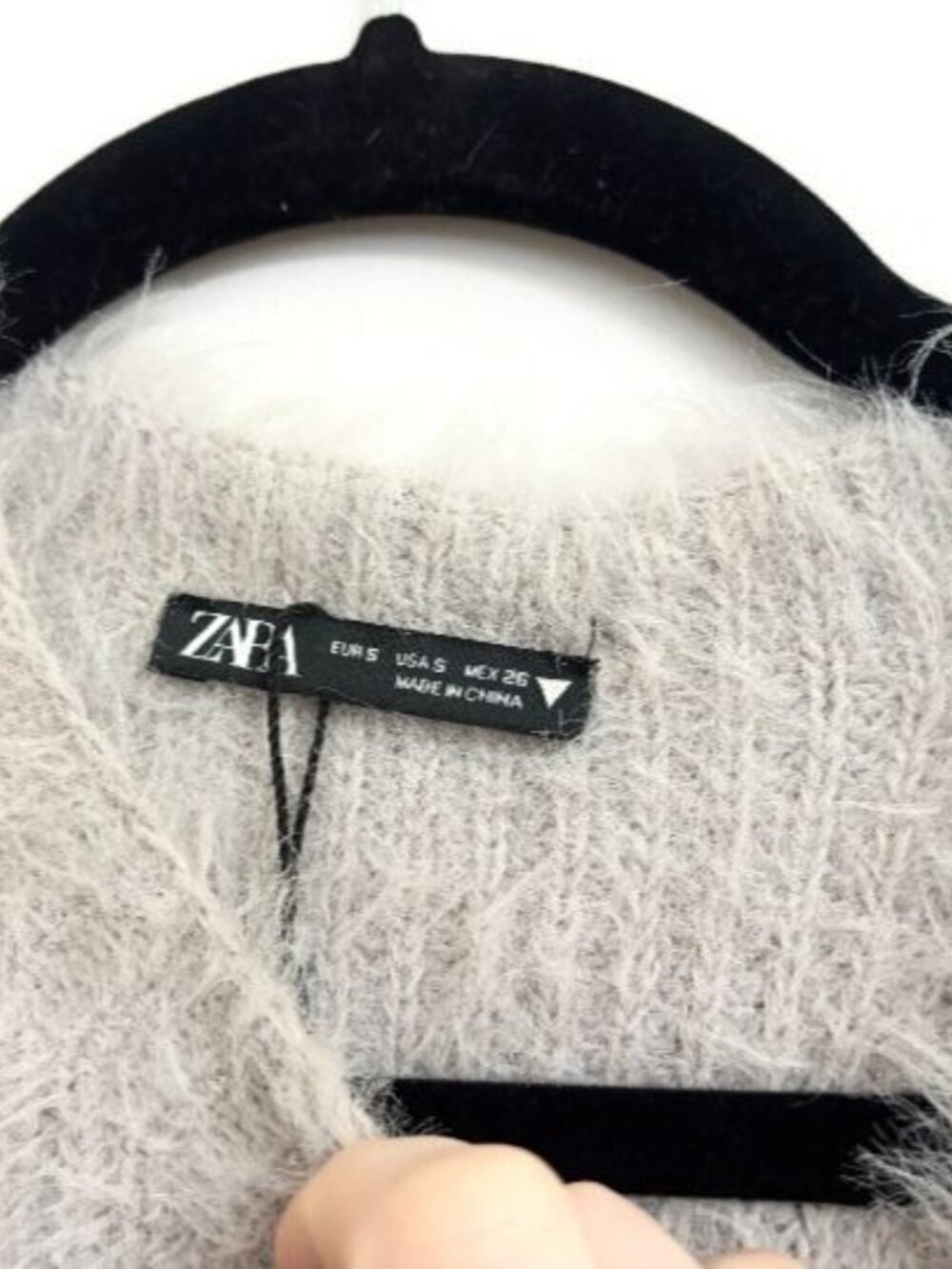 EUC Zara Fuzzy Lavender Sleeveless High Neck Fitted Top - sz S - Picture 9 of 12